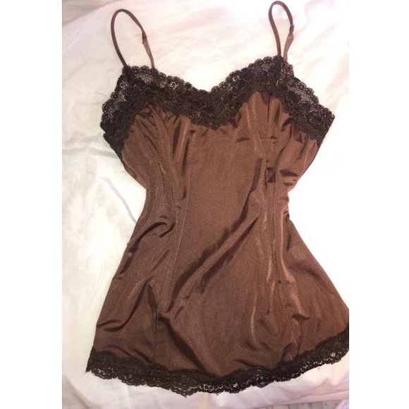 Cute Brown Tank Top 🤎 - Picture 2 of 2